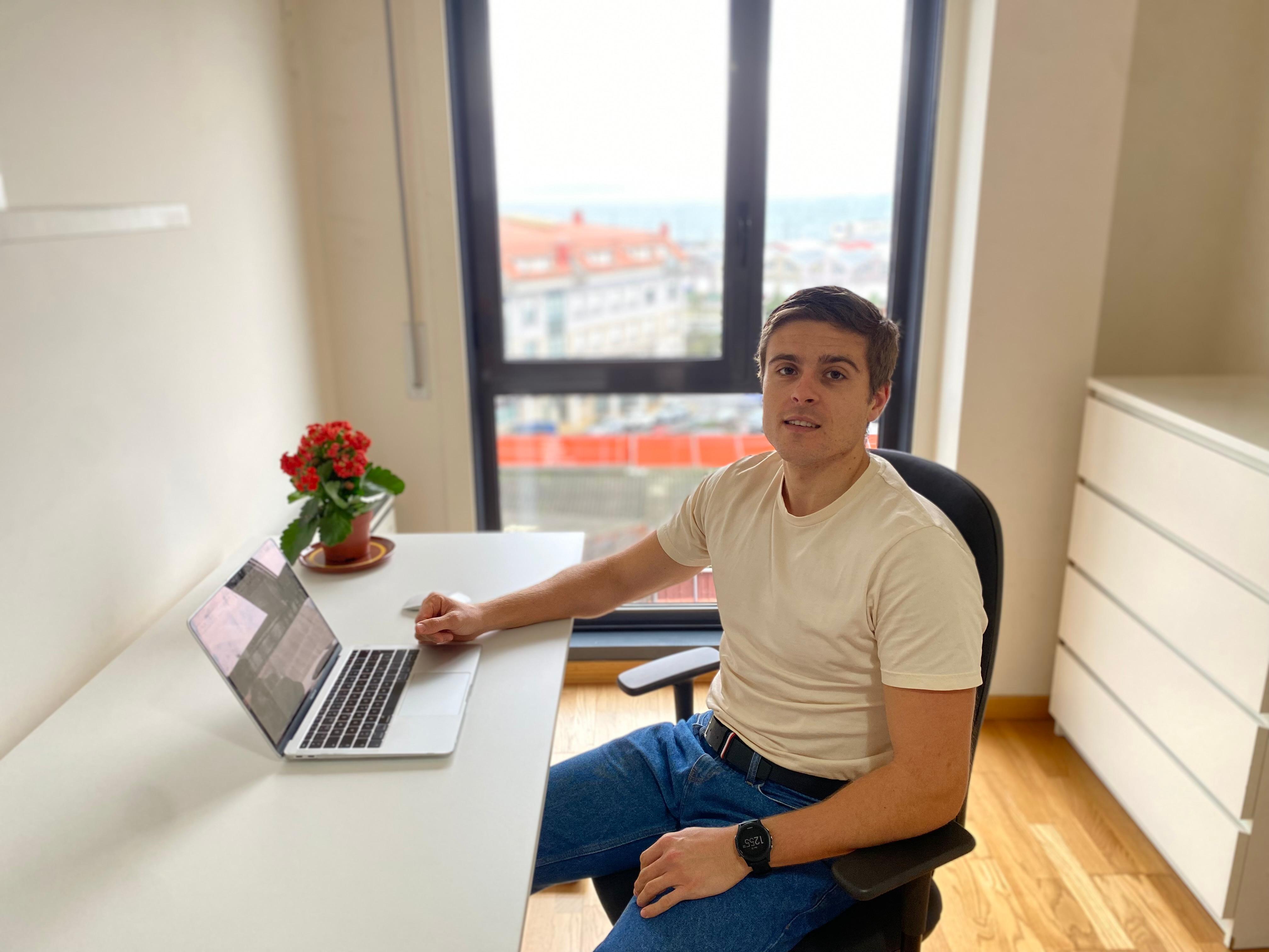 Adrián Ferrón Moure